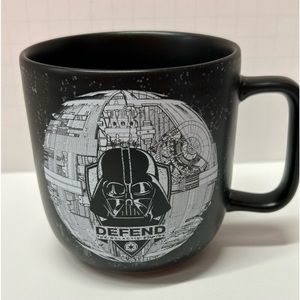 STAR WARS Darth Vader "DEFEND" Black Coffee Mug by Williams Sonoma, NWT & box